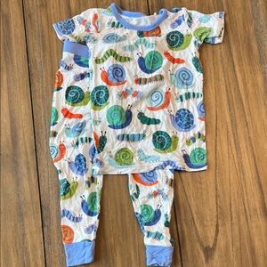 Little Sleepies Inchin’ Along short sleeve pajama set 18-24m
